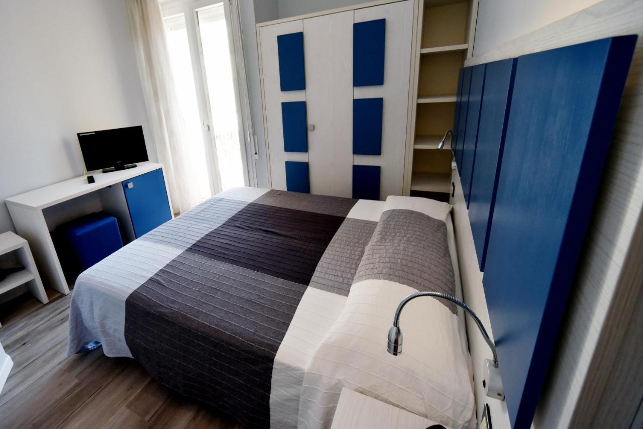 Hotel Mirabella Riccione Dış mekan fotoğraf