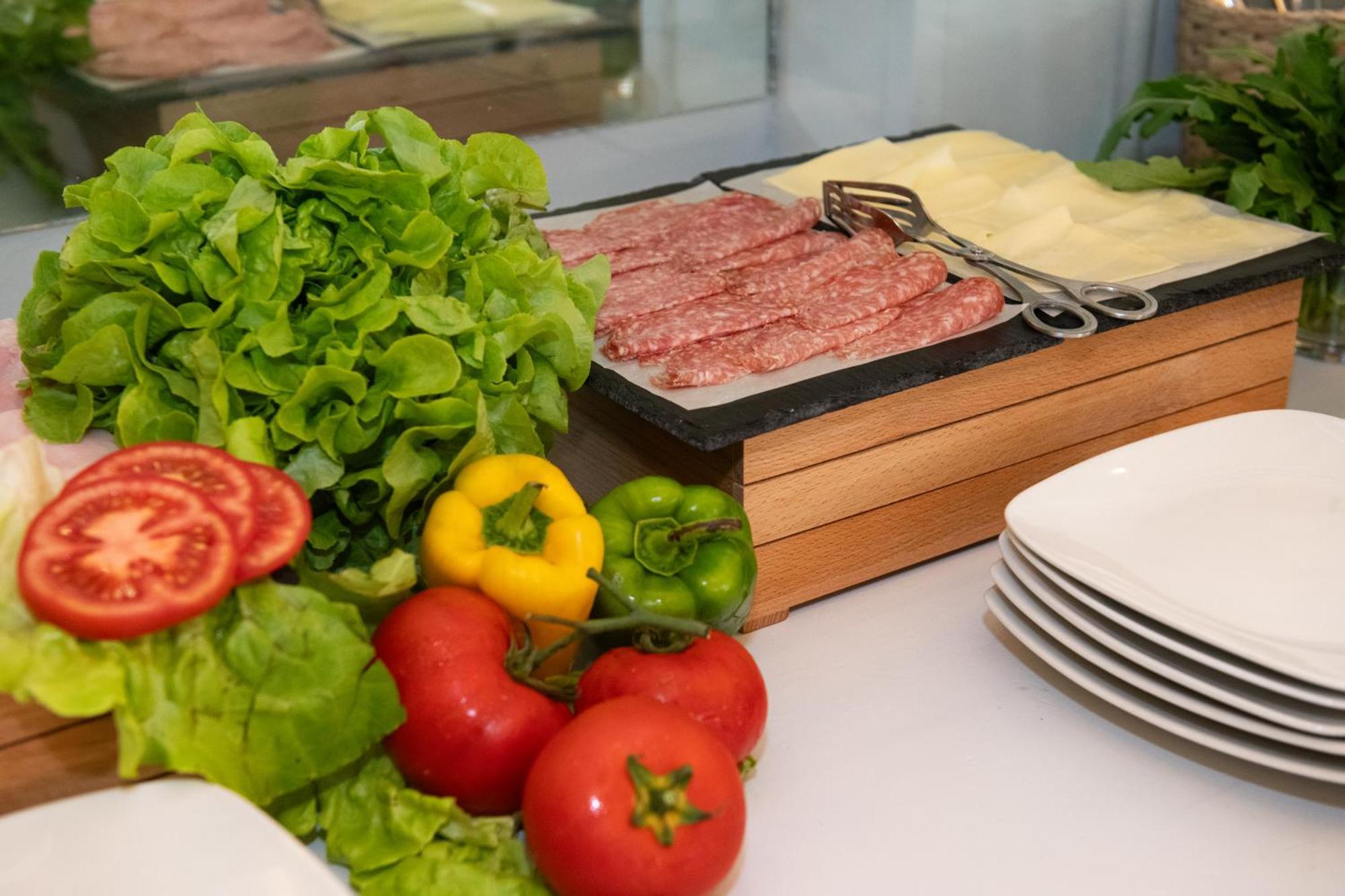 Hotel Mirabella Riccione Dış mekan fotoğraf