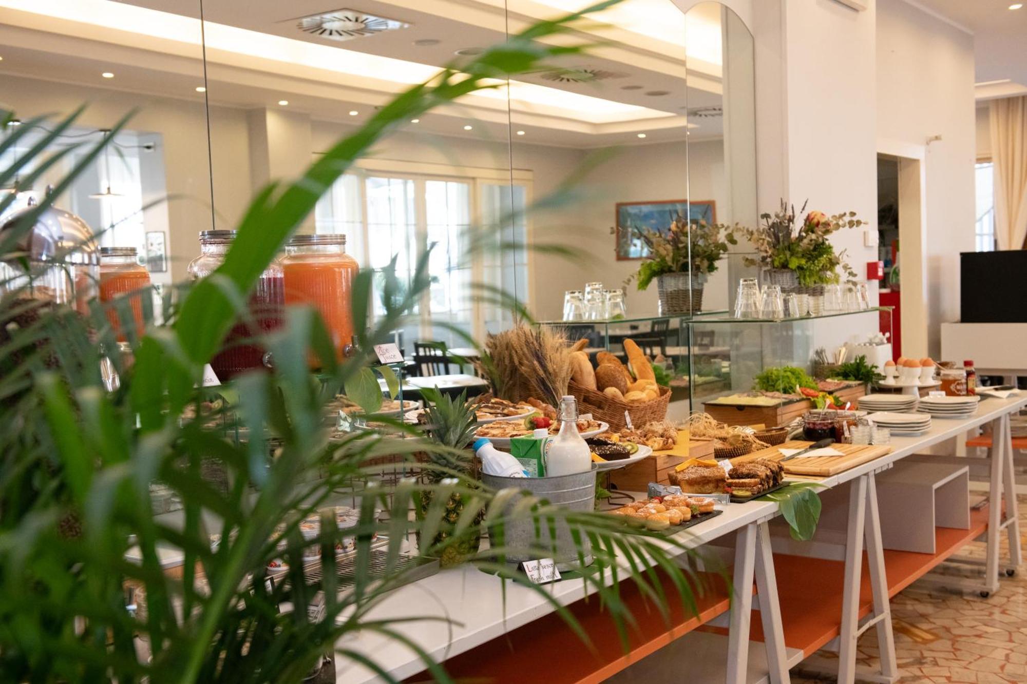 Hotel Mirabella Riccione Dış mekan fotoğraf