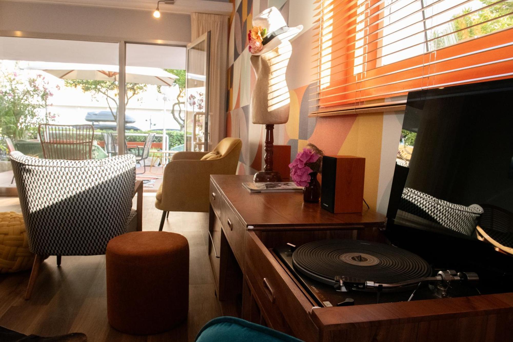 Hotel Mirabella Riccione Dış mekan fotoğraf