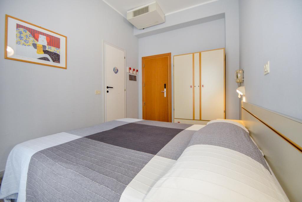 Hotel Mirabella Riccione Dış mekan fotoğraf