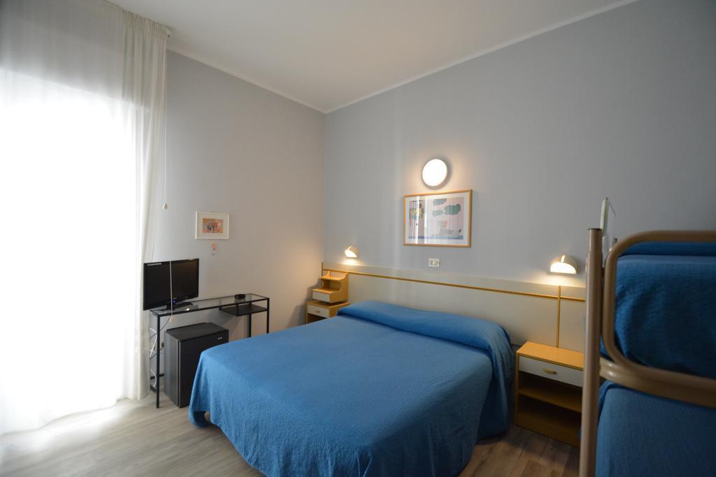 Hotel Mirabella Riccione Dış mekan fotoğraf