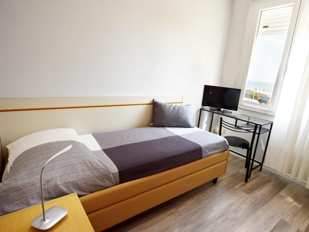 Hotel Mirabella Riccione Dış mekan fotoğraf