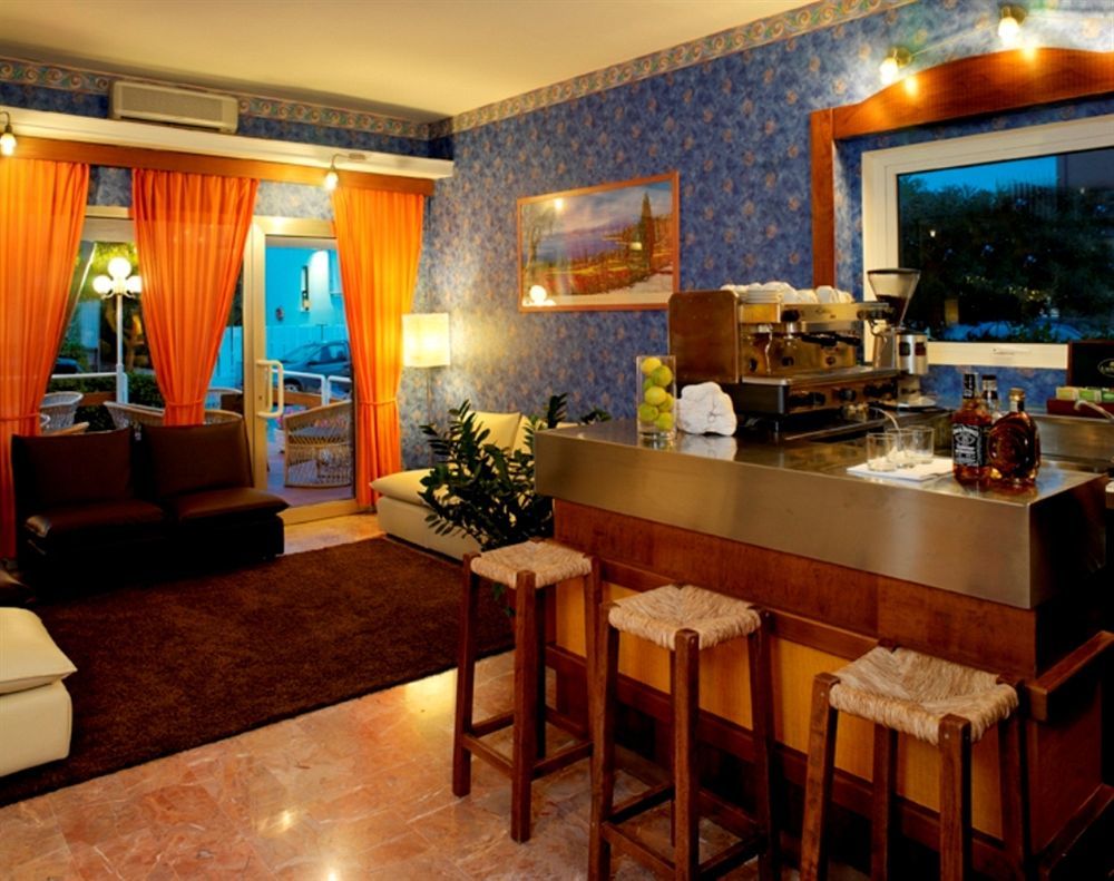 Hotel Mirabella Riccione Dış mekan fotoğraf