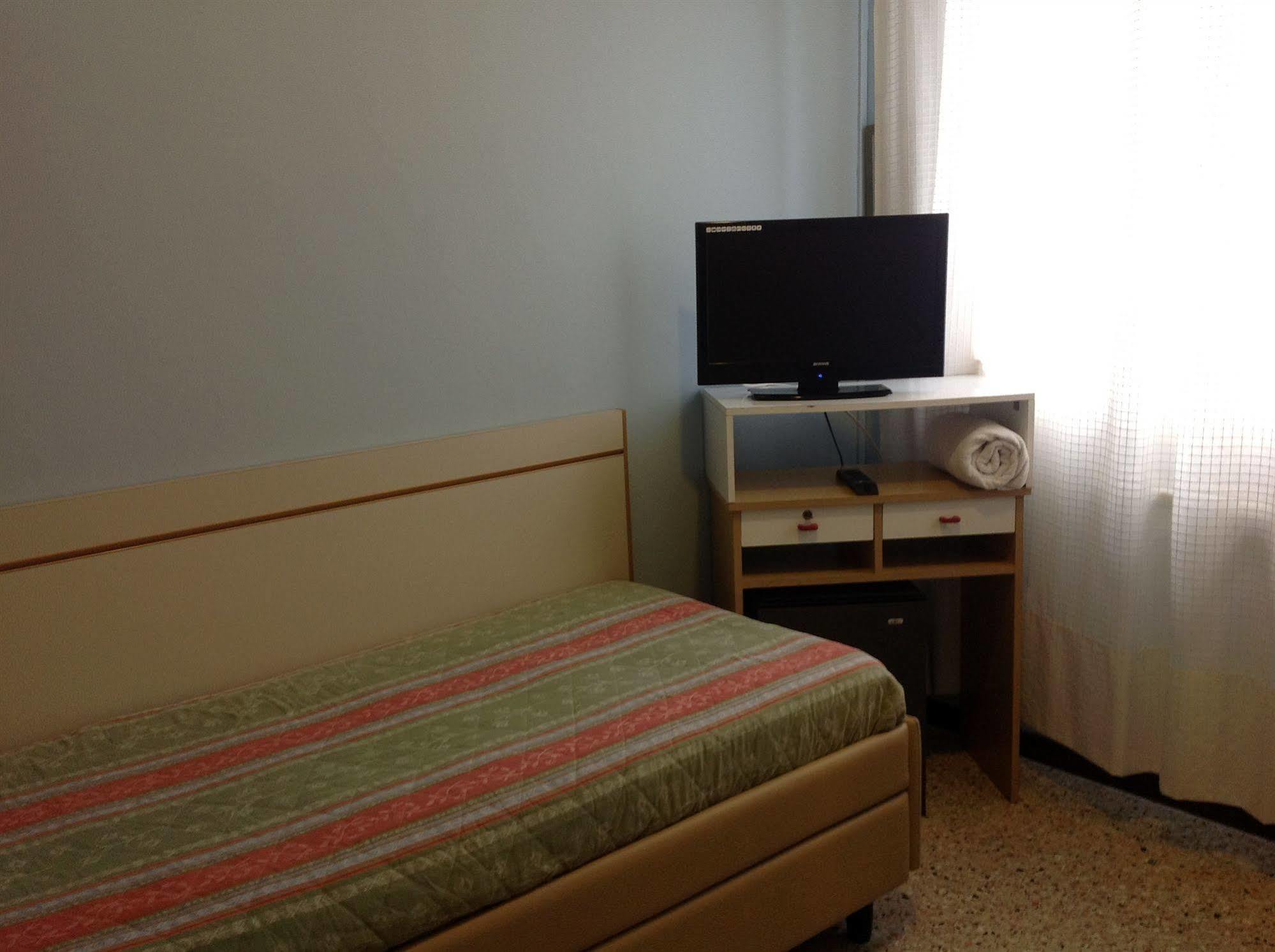Hotel Mirabella Riccione Dış mekan fotoğraf
